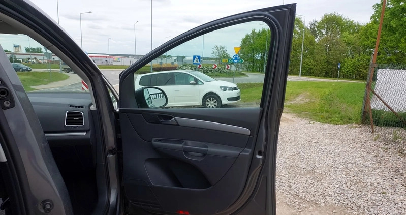 Volkswagen Sharan cena 42900 przebieg: 281000, rok produkcji 2011 z Głubczyce małe 67